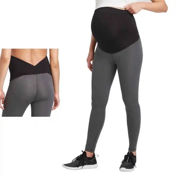 Isabel Maternity by Ingrid & Isabel Pants - Isabel maternity athletic leggings 
Size xs